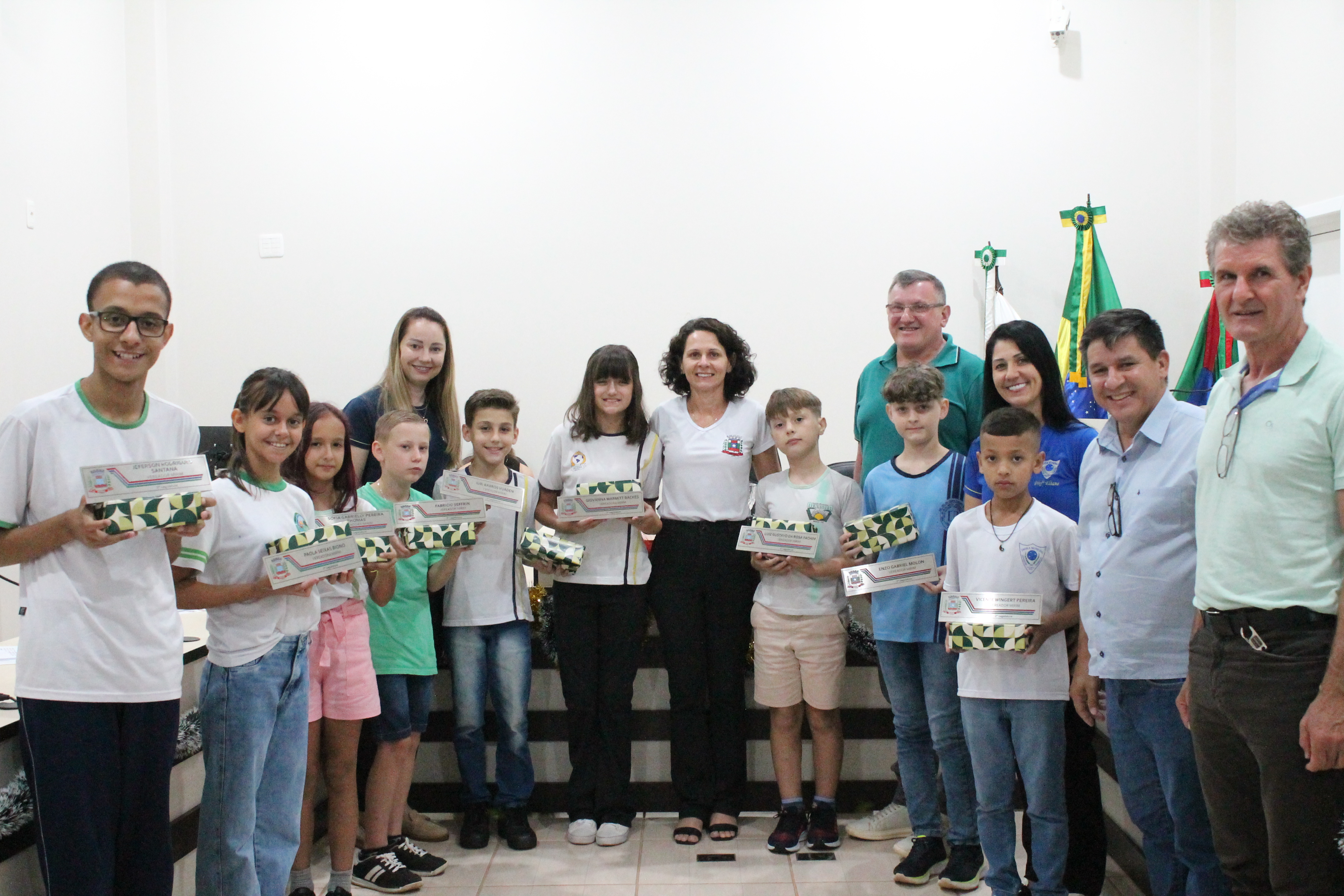 8ª Sessão da Câmara Mirim: encerramento marcado por emoção e aprendizado