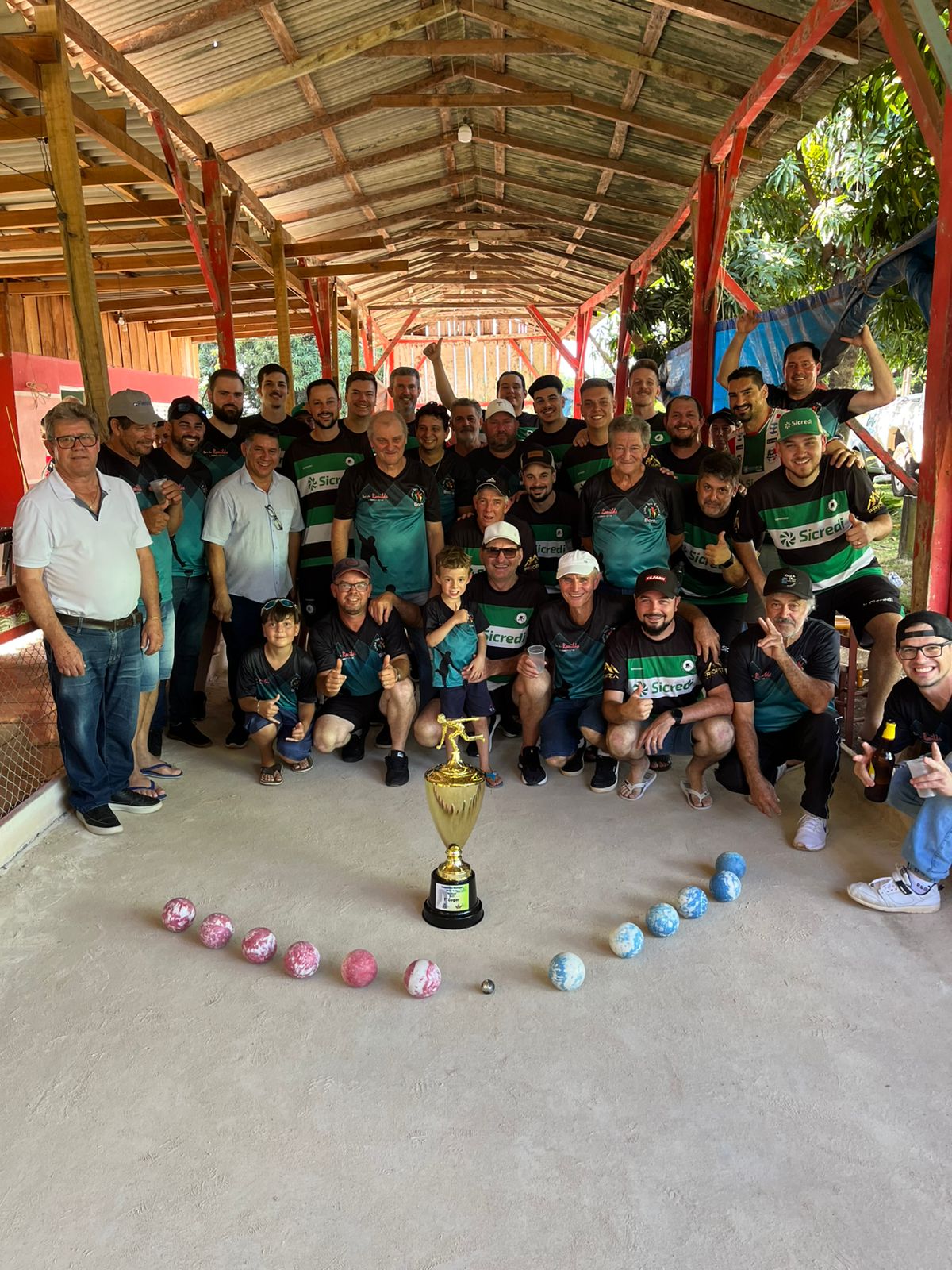 Final da Bocha: Bar da Catarina vence e celebra mais uma conquista