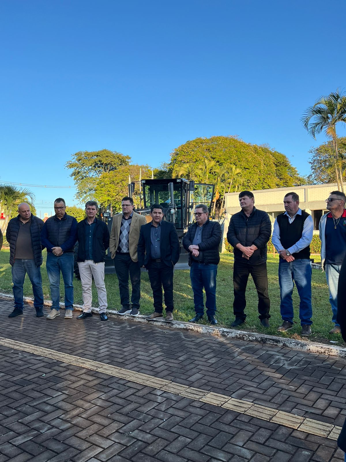 Investimento de R$ 1,1 milhão renova a frota e fortalece o setor de obras.