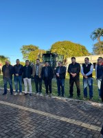 Investimento de R$ 1,1 milhão renova a frota e fortalece o setor de obras.