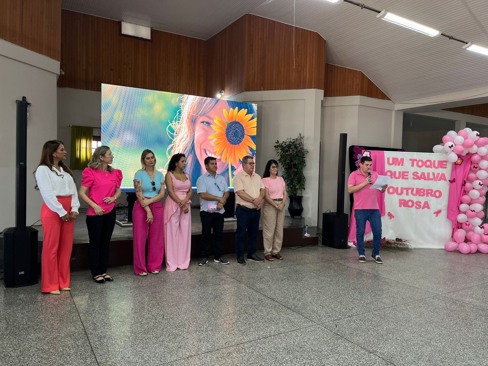Palestra com psicóloga orienta mulheres de Missal sobre valorização e autoestima