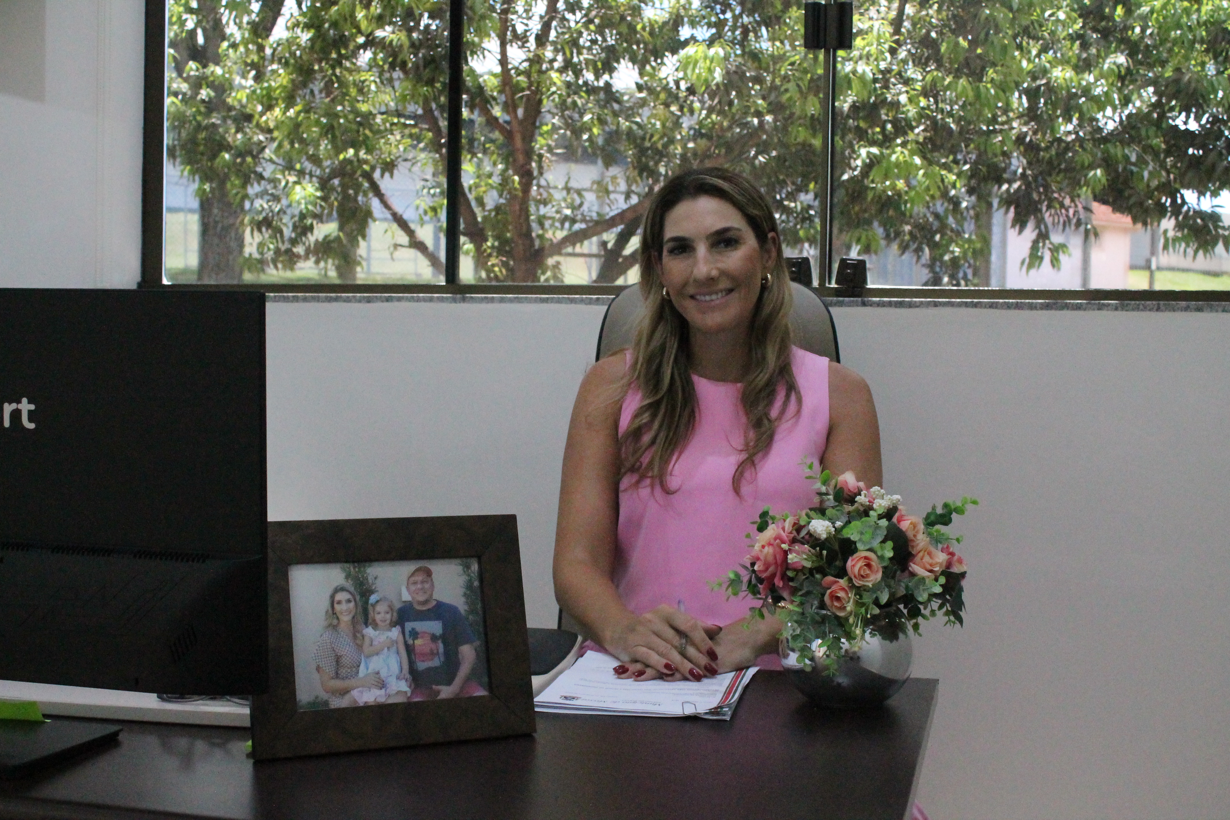 Silvia Maccari Petricoski é a primeira mulher a assumir o cargo de Diretora Geral no Município de Missal.