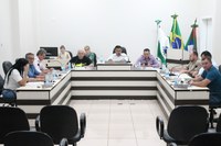 Vereadores realizam a 32ª Sessão Ordinária do Segundo Período Legislativo de 2025 e aprovam projetos.