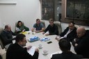 Vereadores realizam reunião das comissões e debatem projeto.