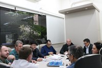 Vereadores realizam reunião das comissões e debatem projeto.