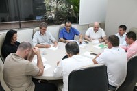 Vereadores realizam reunião das comissões e debatem projetos.